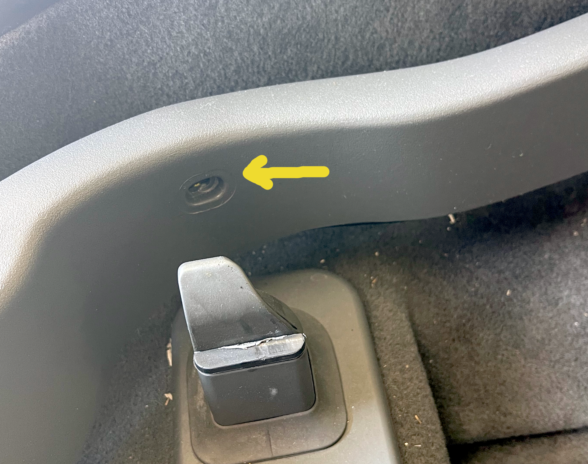 Location of trim screw