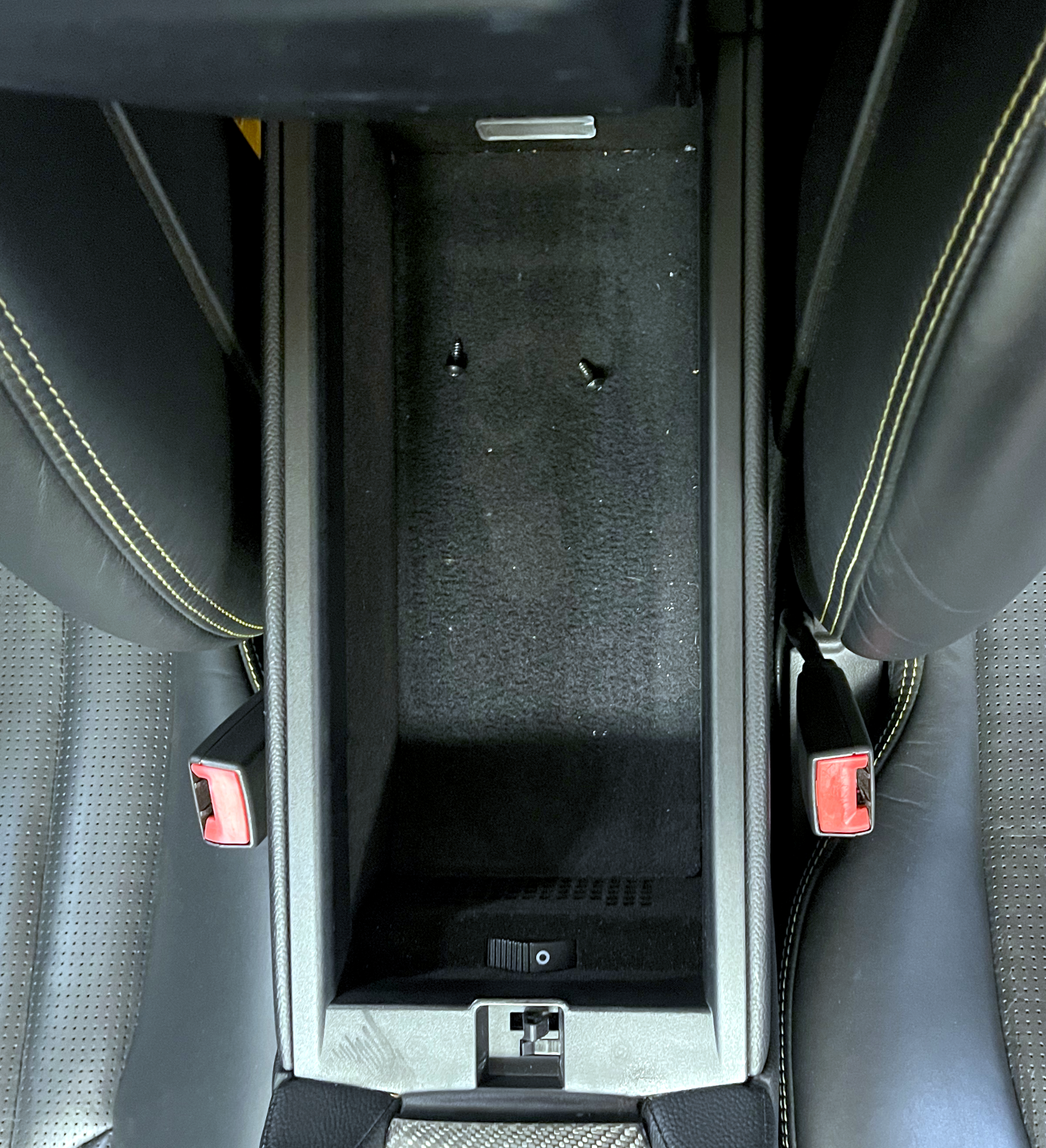pic showing screws removed