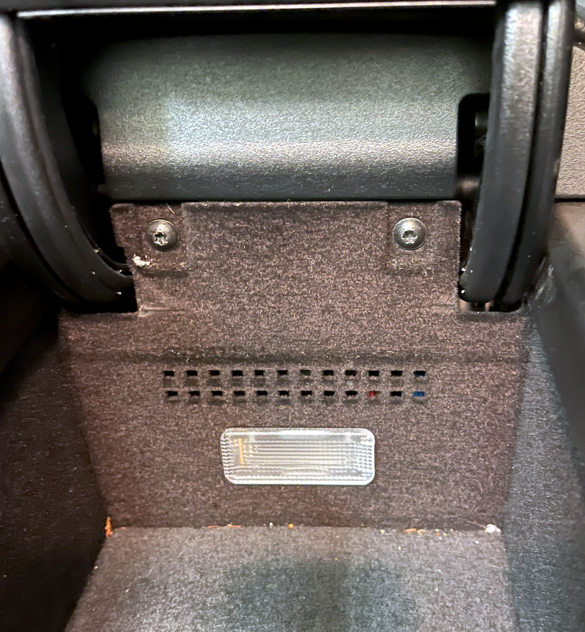pic of the two screws holding the cover in place