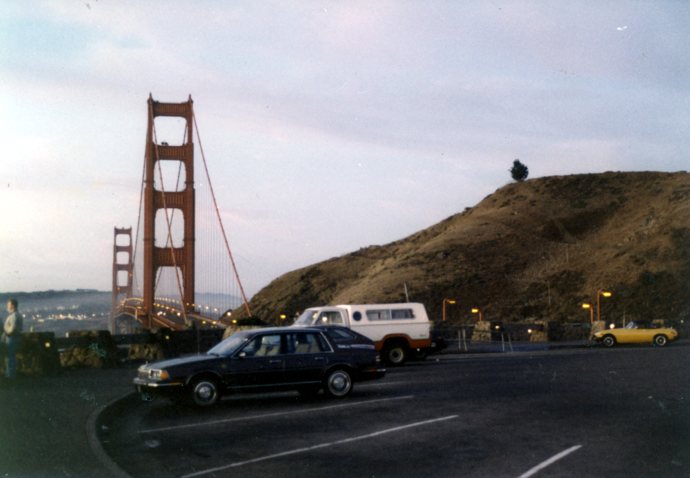 The only known picture of my yellow MGB, taken in 1984 at the Golden Gate Bridge.
